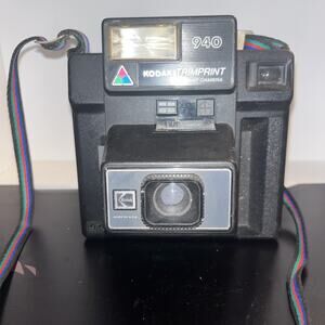 VINTAGE 1984 KODAK TRIM PRINT 940 INSTANT FLASH CAMERA UNTESTED